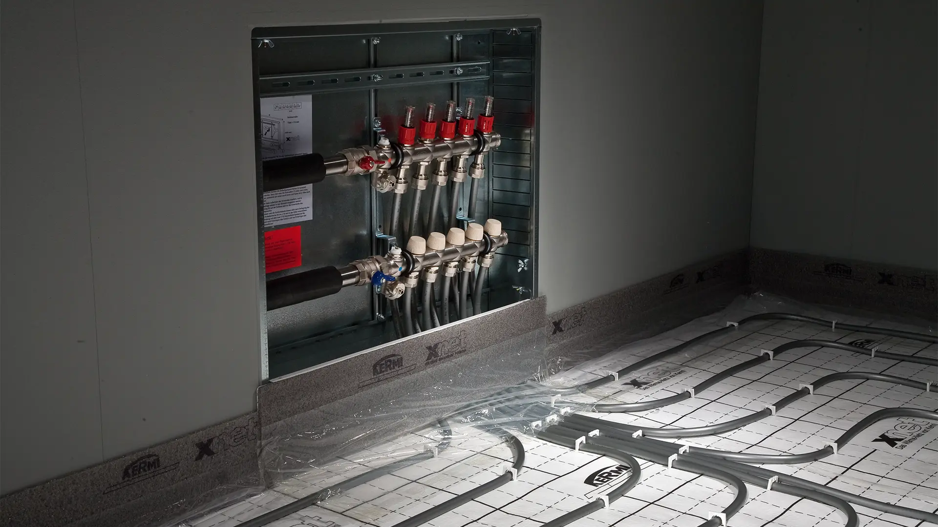 Fußbodenheizung Tacker + Verteiler